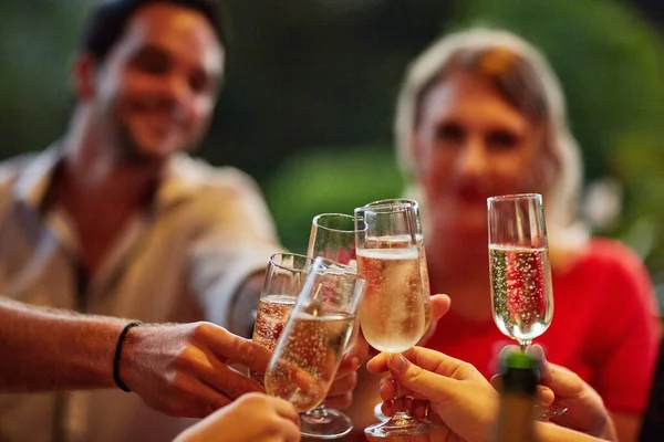 Theyve Got Something Celebrate Group Happy Young Friends Toasting Champagne — Stock Photo, Image