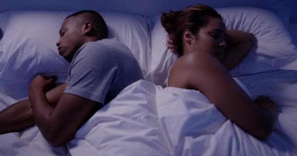 Snoring Man Keeps Angry Upset Annoyed Woman Sleeping Bed Tired — Vídeos de Stock