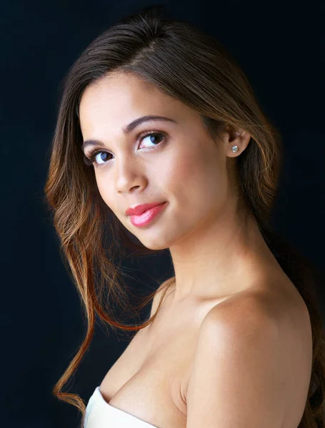 Want Skin Glow Radiance Lasts Portrait Beautiful Young Woman Posing — ストック写真