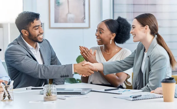 Success Handshake B2B Partnership Deal Client Agreement Teamwork Collaboration Office — Foto de Stock