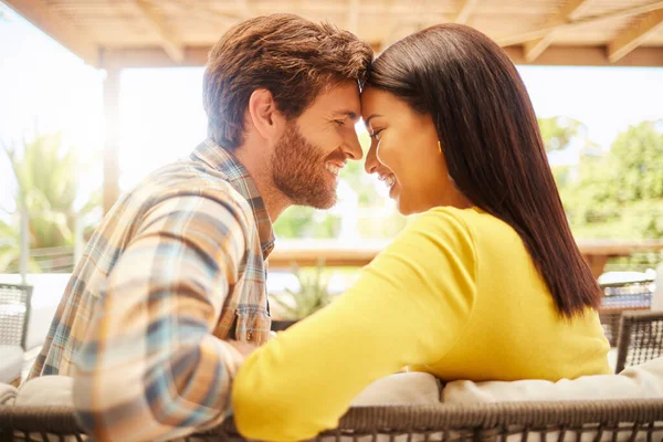 Love Happy Couple Relax Patio New House Home Weekend Young — Fotografia de Stock