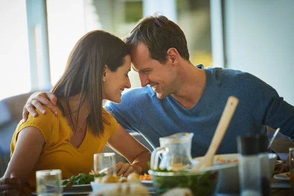 Filling Every Moment Together Love Mature Couple Enjoying Meal Together — 스톡 사진