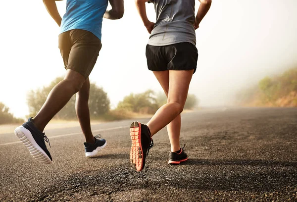 Just Keep Going Rear View Shot Two Sporty Young People — Fotografia de Stock