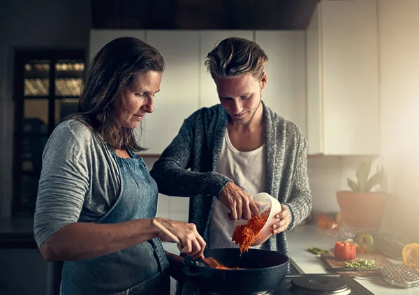 Cooking Something Special Together Mother Her Adult Son Cooking Together — Stock Photo, Image