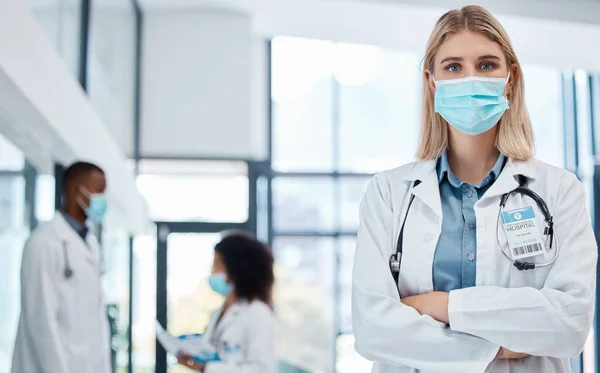 Doctor Healthcare Worker Medical Professional Covid Mask Protect Virus Risk — Foto de Stock