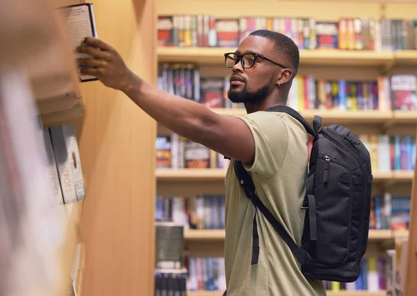 College University Student Library Taking Book Shelf Read Study Education — Foto Stock