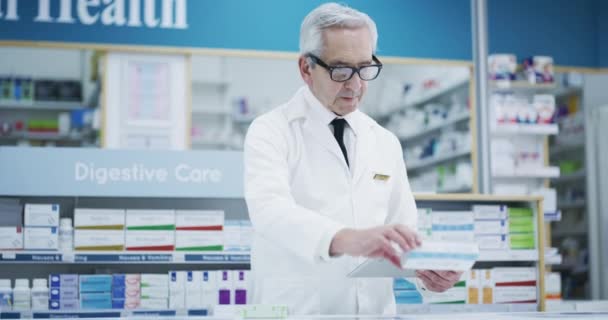 Doctor Pharmacist Doing Stock Count Digital Tablet Pharmacy Lead Healthcare — Vídeos de Stock