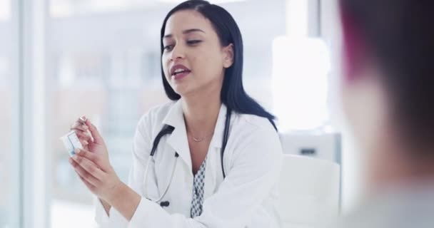 Doctor Pills Medical Healthcare Consultant Talking Patient Tablet Medication Health — Videoclip de stoc