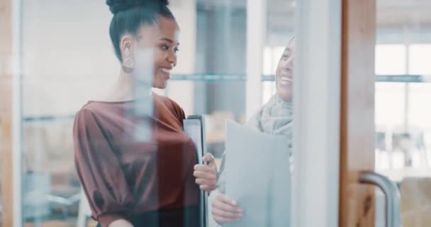 Diversity Business Women Professional Employee Walking Corporate Office Building Success — Stockvideo