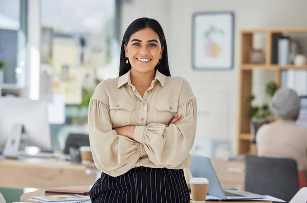 Leadership Vision Proud Business Woman Office Portrait Hiring Faq Confident — Stockfoto