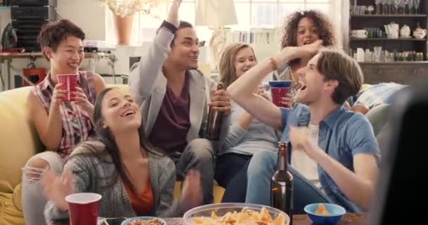 Friends Watch Sports Game Happy Smile Support Team Home Community — Vídeo de stock