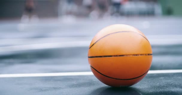 Basketball Sport Ball Empty Club Asphalt Court Play Train Practice — 비디오