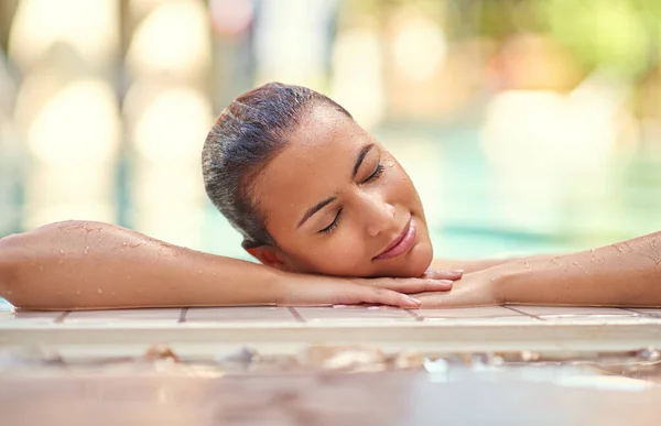 Home Pool Young Woman Relaxing Pool Spa — Foto Stock