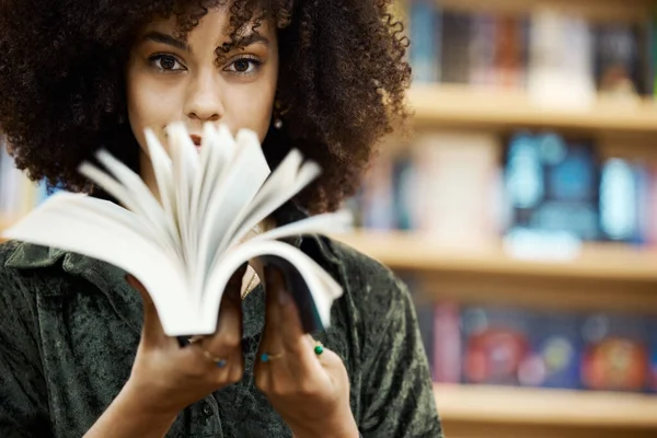 Scholarship Books Girl Student Library Learning Studying Reading Educational Knowledge — Stockfoto