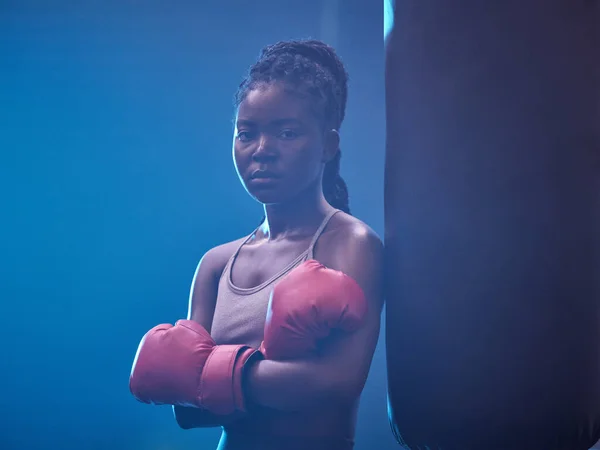 Fitness Boxer Gym Black Woman Sports Professional Strength Motivation Portrait — Stock fotografie