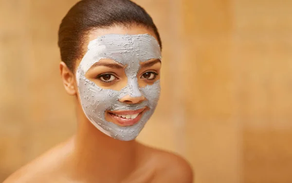 Deep Cleansing Skincare Young Woman Enjoying Skincare Treatment Spa —  Fotos de Stock