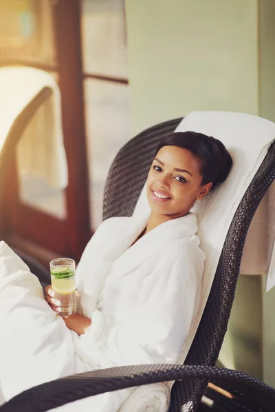 Today Reserved Relaxation Attractive Young Woman Relaxing Drink Spa — Foto de Stock