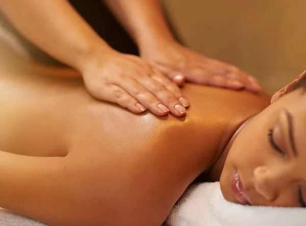 Let Your Troubles Drift Away Young Woman Getting Massage Spa — 스톡 사진