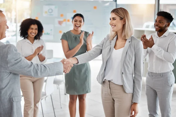 Handshake Partnership Congratulations Hiring New Employee Leadership Promotion Applause Welcome — Foto de Stock
