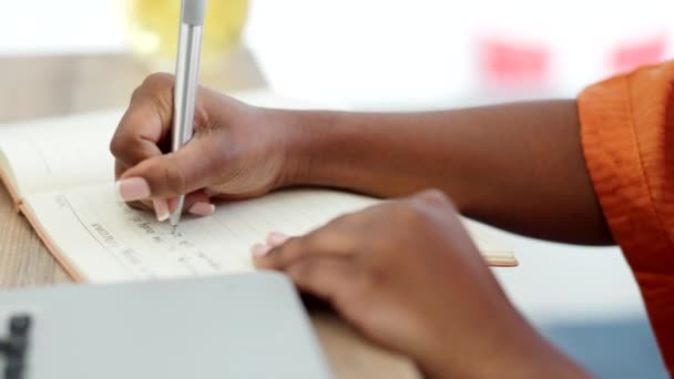 Estudar Aprender Mãos Mulher Escrevendo Notas Livro Livro Caderno Educação — Vídeo de Stock