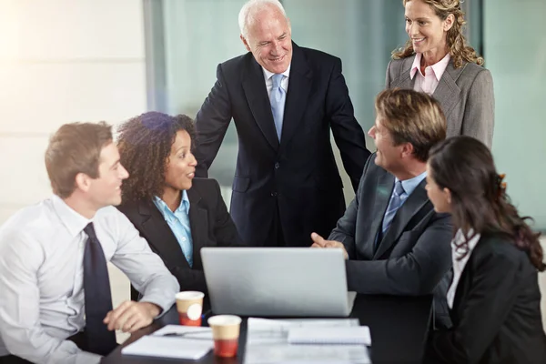 Gustan Tus Ideas Grupo Empresarios Una Reunión —  Fotos de Stock