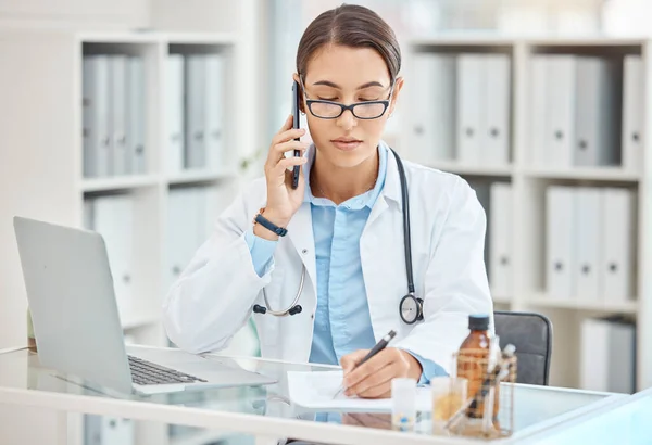 Doctor Planning Insurance Phone Communication Health Writing Strategy Work Schedule — Stock Photo, Image