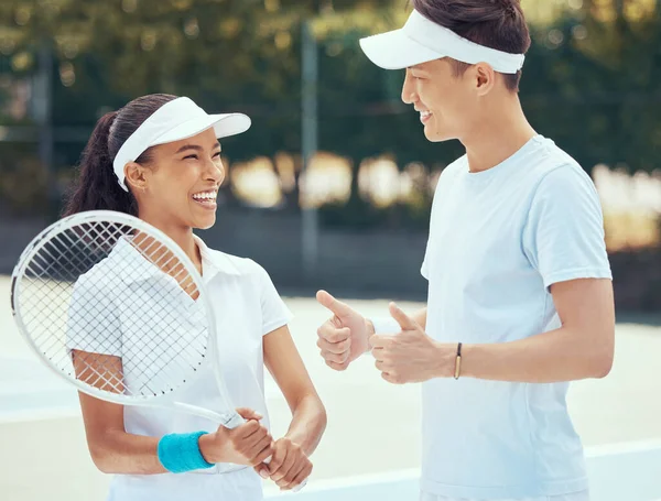 Pollici Successo Nel Gioco Tennis Allenatore Felice Con Vincitore Nella — Foto Stock