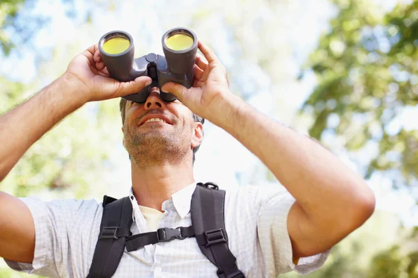 Identifying Bird Species Young Man Looking Something Distance His Binoculars — Stock Photo, Image