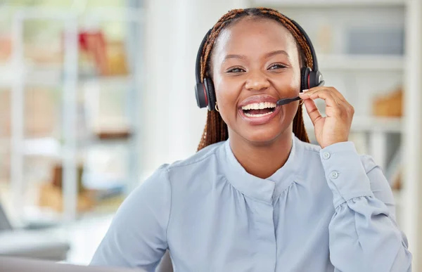 Centro Llamadas Éxito Servicio Cliente Consultoría Mujer Negra Comunicación Hablar —  Fotos de Stock