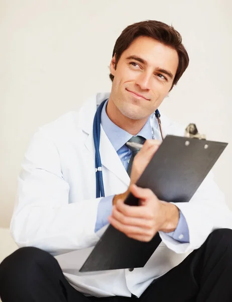 Thoughtful Doctor Holding Medical Report Hospital Portrait Thoughtful Young Doctor — Stock Photo, Image