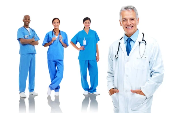 Best Medicine Studio Shot Senior Doctor Three Nurses Standing Him — Stock Photo, Image
