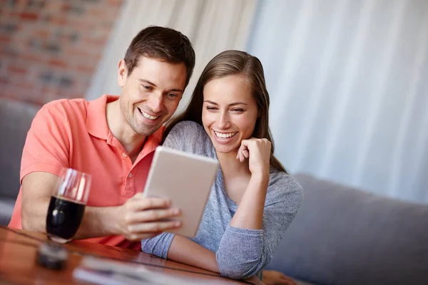 Taking Trip Memory Lane Young Couple Using Digital Tablet Home — Stock Photo, Image