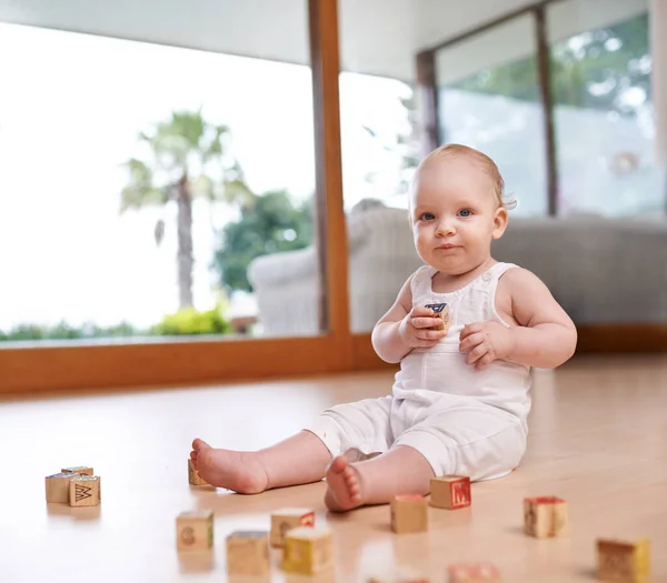 Aprender Crecer Todos Los Días Bebé Lindo Adorable Casa — Foto de Stock