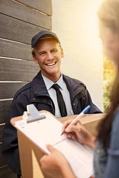 Just Need Your Signature Young Man Making Delivery Woman Her — Stock Photo, Image