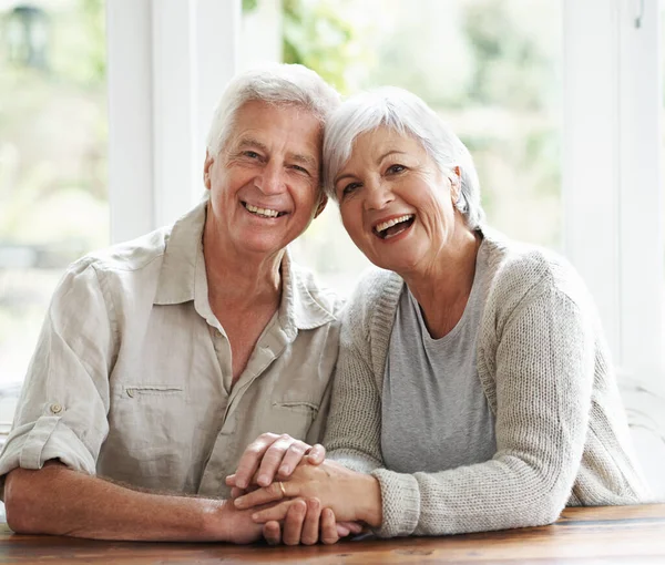Humor Secret Long Happy Marriage Loving Senior Couple Holding Hands — Stock Photo, Image