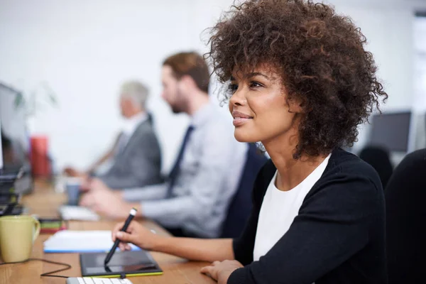 Werkt Altijd Hard Klus Klaren Een Aantrekkelijke Jonge Werken Aan — Stockfoto