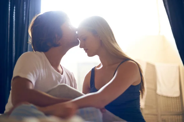 Kisses Sunshine Affectionate Young Couple Relaxing Home — Stock Photo, Image