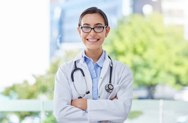 Portrait Femme Soignante Fière Médecin Avec Stéthoscope Dans Hôpital Avec — Photo