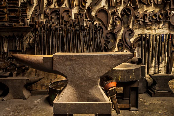 Blacksmiths Finest Friend Anvil Used Blacksmith His Workshop — Stock Photo, Image