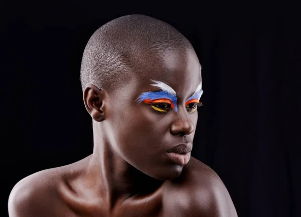 Yeux Dramatiques Plan Studio Beau Mannequin Posant Avec Maquillage Coloré — Photo