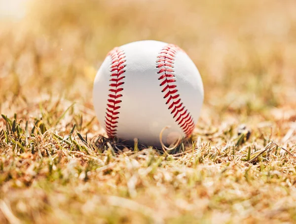 Baseball Sport Boisko Sportowe Trawie Przyrodzie Zewnątrz Boisko Treningowe Biała — Zdjęcie stockowe