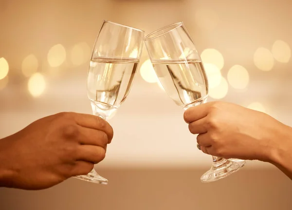 Champagne Toast Hands Celebration Couple Romantic Date Drinking Bokeh Love — Stock Photo, Image