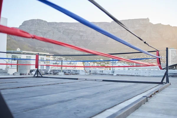 Anillo Boxeo Aire Libre Deportivo Vacío Ciudad Para Una Competición —  Fotos de Stock