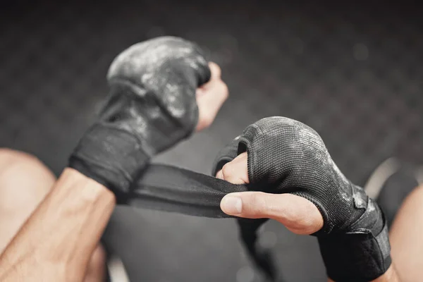 Motivação Mma Luvas Com Mãos Atleta Boxe Pronto Para Começar — Fotografia de Stock