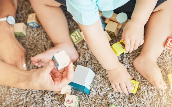 Baby Kinderen Handen Bouwstenen Spelen Leren Voor Lol Onderwijs Gezonde — Stockfoto