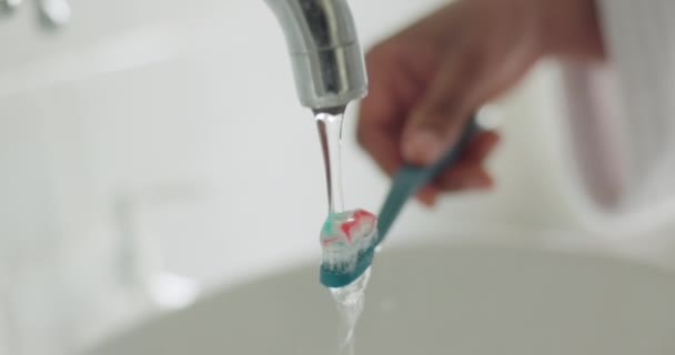 Oral Dentes Cuidados Higiene Com Mulher Escovando Boca Banheiro Começar — Vídeo de Stock