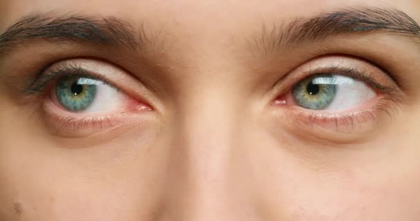 Eyes Vision Face Woman Optometrist Optician Test Her Eyesight Prescription — Stock Video