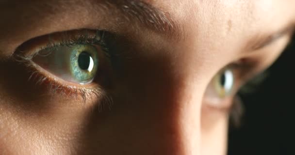 Øjne Syn Closeup Kvinde Optometrist Eksamen Syn Medicinsk Sundhedspleje Ung – Stock-video