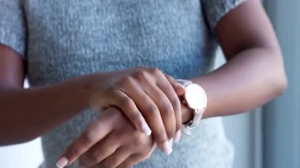 Mulher Negra Mãos Higiene Pessoal Limpa Para Proteção Contra Germes — Vídeo de Stock