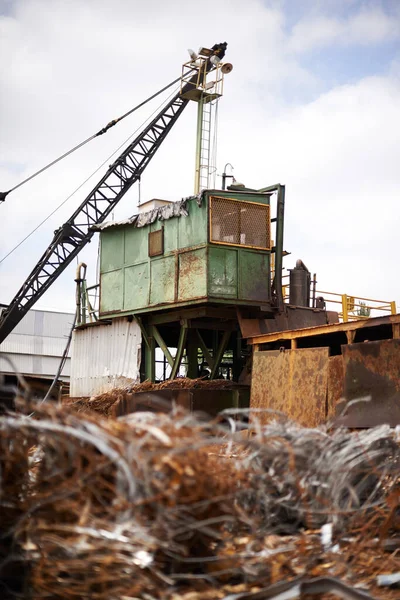 Occupe Des Affaires Une Grue Travail Dans Une Décharge — Photo